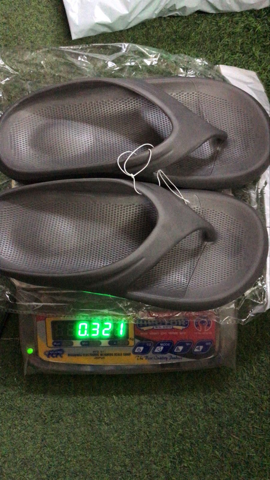 Unisex Slippers - Gadgetbro